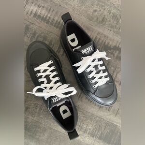 Diesel Black Leather plataform Sneakers with White Laces